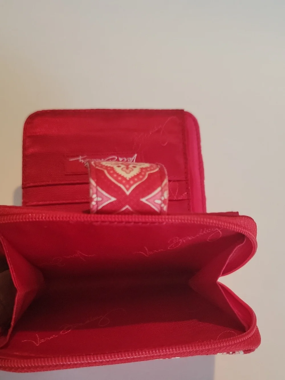 VERA BRADLEY MINI ZIP WALLET IN NANTUCKET RED - Picture 5 of 7